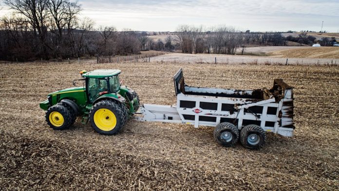 KUHN Knight HP 160. Courtesy of kuhn-usa.com